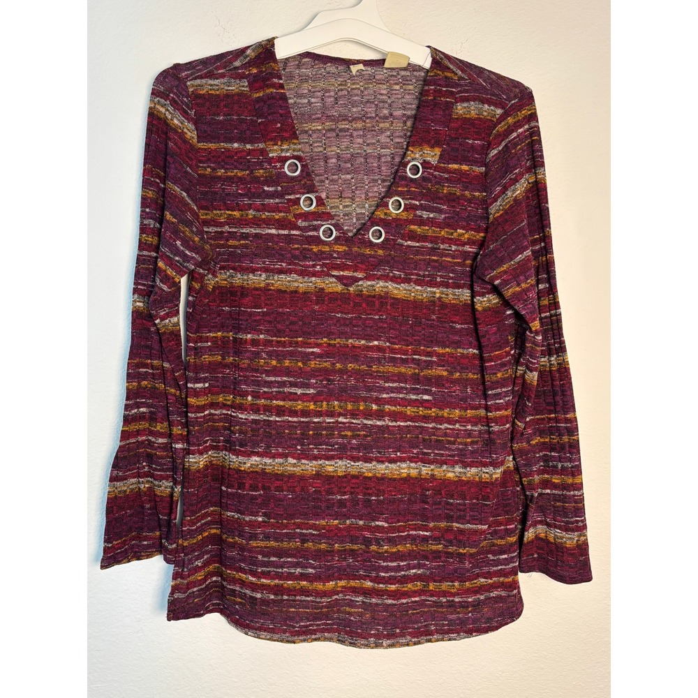 Chenault Women Burgundy Space Dye Grommet V-Neck Knit‎ Top Medium 3446J11701